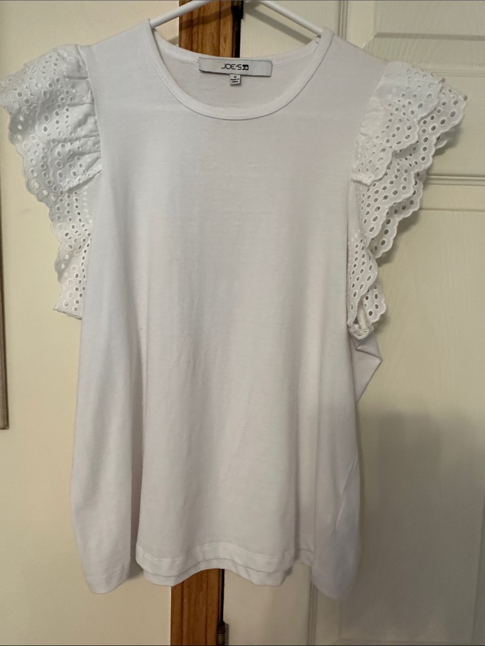 Joe's Jeans White Eyelet Flutter Tank. Size M.